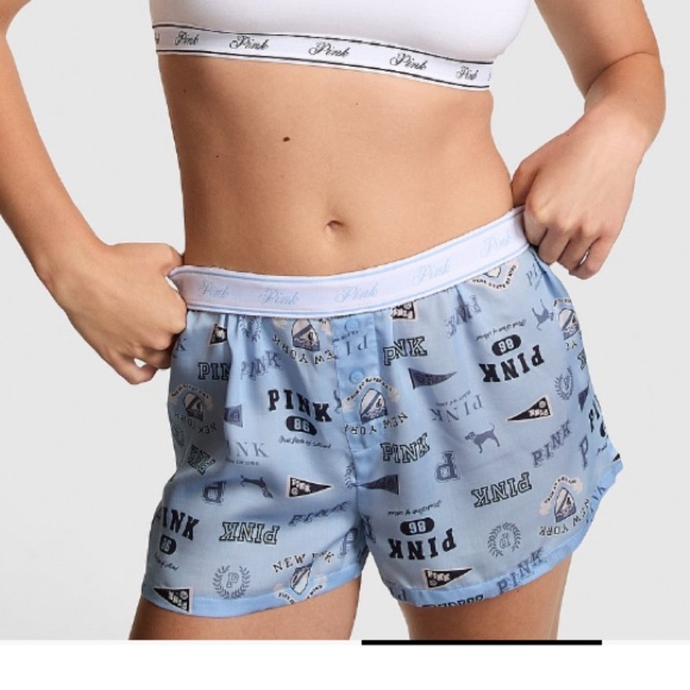 🔥VS Pink silky sleep shorts pajamas lounge shorts sz L NWT
